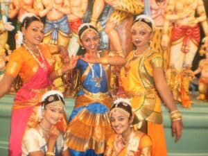 Bharatanatyam-class-dance-performance-KL